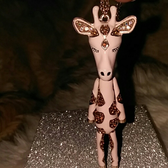 SOLD SOLD NWT Authentic Betsey Johnson Giraffe - Picture 5 of 8